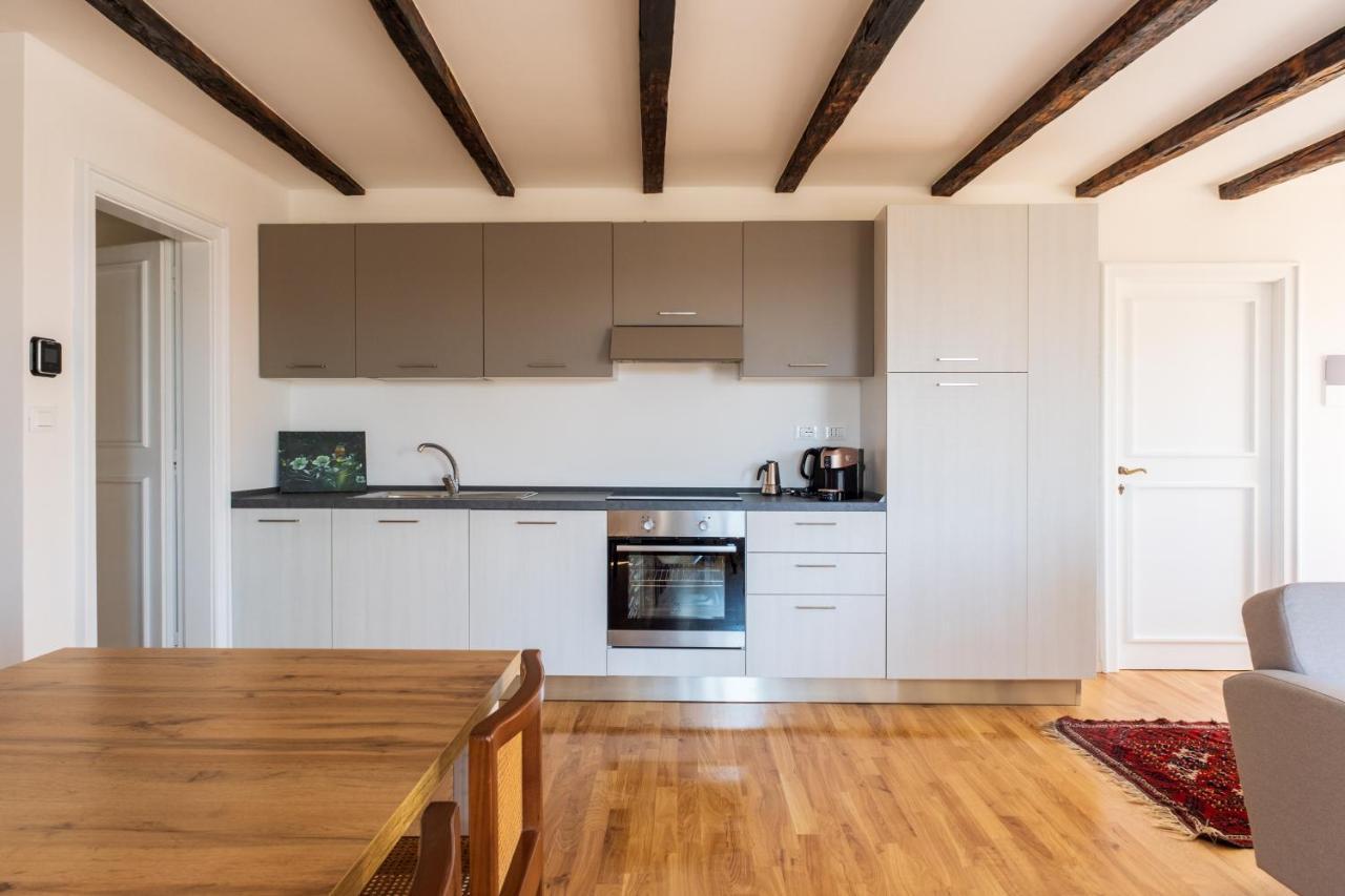 Ora Et Labora Apartment ตรีเอสเต ภายนอก รูปภาพ